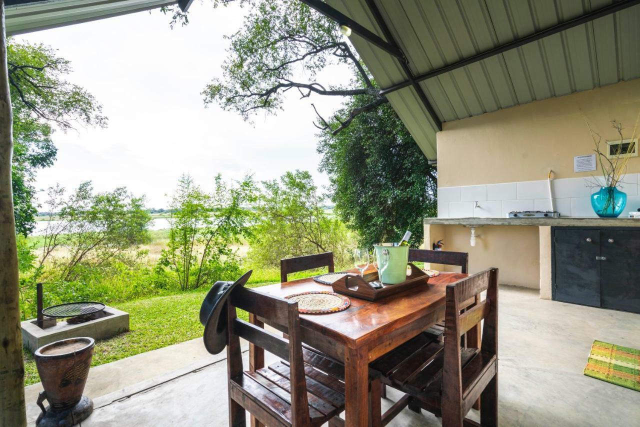 Caprivi Mutoya Lodge And Campsite Katima Mulilo Luaran gambar